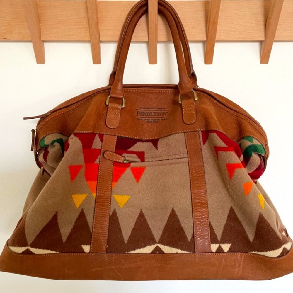 Pendleton Wool Carry On Duffle Bag, Medium, Tan Pattern